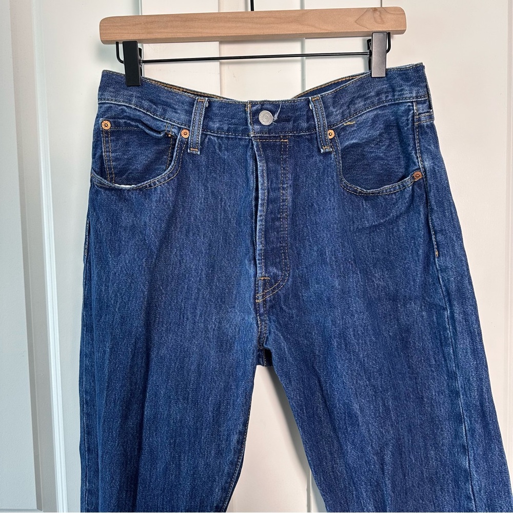Levi’s 501 (34/34) Button Fly Medium/Dark Wash Blue Denim Jeans- OG Straight Leg - Picture 5 of 9